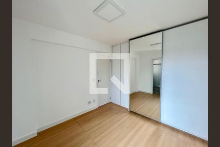 Quarto de apartamento à venda com 1 quarto, 42m² em Vila Castela, Nova Lima