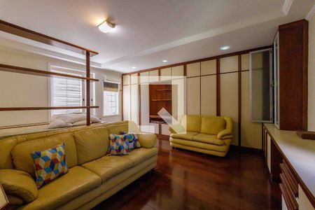 Casa de condomínio à venda com 850m², 5 quartos e 6 vagas Casa de condomínio à venda com 850m², 5 quartos e 6 vagasQuarto 1