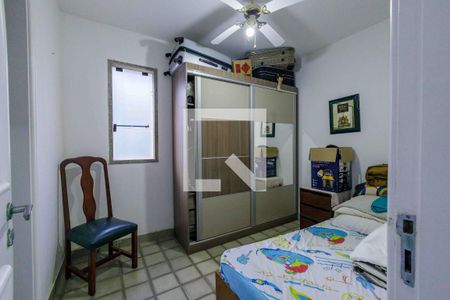 Casa de condomínio à venda com 850m², 5 quartos e 6 vagas Casa de condomínio à venda com 850m², 5 quartos e 6 vagasQuarto de Serviço