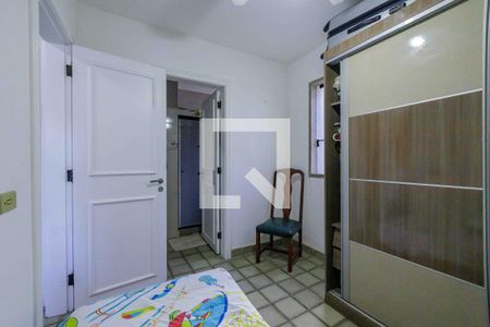 Casa de condomínio à venda com 850m², 5 quartos e 6 vagas Casa de condomínio à venda com 850m², 5 quartos e 6 vagasQuarto de Serviço