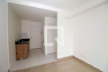 Quarto de kitnet/studio para alugar com 1 quarto, 25m² em Cerqueira César, São Paulo