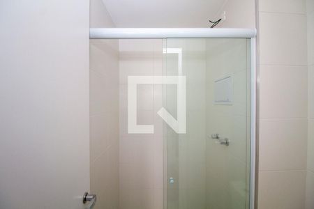 Banheiro de kitnet/studio para alugar com 1 quarto, 25m² em Cerqueira César, São Paulo