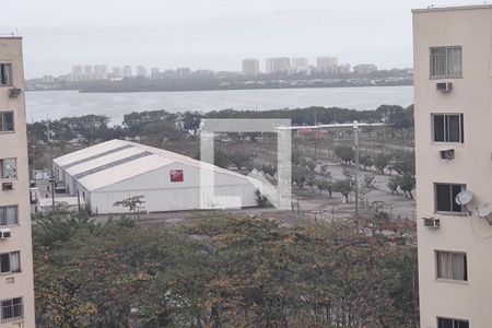 Vista Sala de apartamento para alugar com 2 quartos, 53m² em Camorim, Rio de Janeiro