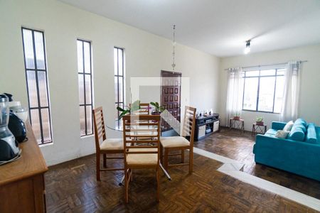 Sala de casa à venda com 3 quartos, 123m² em Vila Paulista, São Paulo