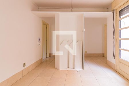Sala/Quarto de kitnet/studio para alugar com 1 quarto, 60m² em Chácara das Pedras, Porto Alegre