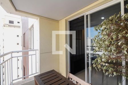 Varanda  de apartamento à venda com 3 quartos, 74m² em Vila Azevedo, São Paulo