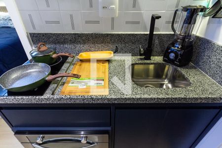 Sala/Cozinha de apartamento para alugar com 1 quarto, 27m² em Vila Nova Conceição, São Paulo