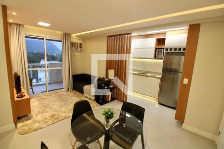 Sala de apartamento para alugar com 1 quarto, 44m² em Vargem Pequena, Rio de Janeiro