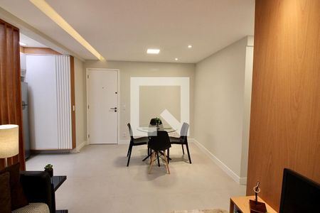 Sala de apartamento para alugar com 1 quarto, 44m² em Vargem Pequena, Rio de Janeiro