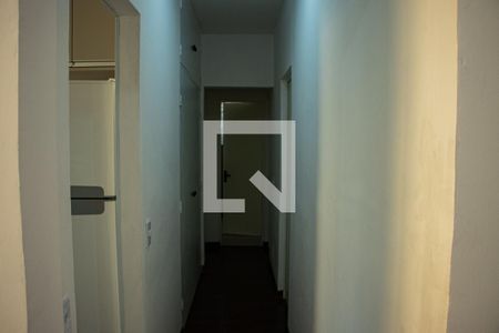 Corredor  de apartamento para alugar com 3 quartos, 72m² em Jardim Flamboyant, Campinas
