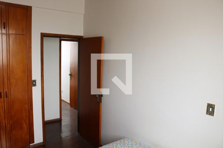 Quarto 2 de apartamento para alugar com 3 quartos, 72m² em Setor Central, Goiânia