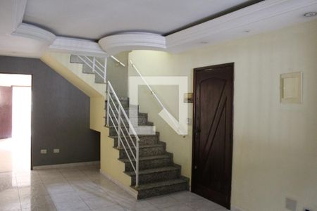 Casa à venda com 125m², 3 quartos e 2 vagasSala