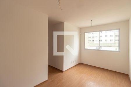 Sala de apartamento para alugar com 2 quartos, 45m² em Guaratiba, Rio de Janeiro