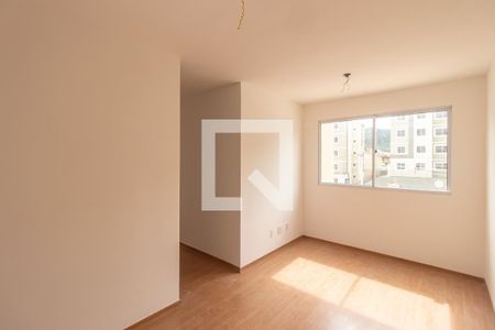 Sala de apartamento para alugar com 2 quartos, 45m² em Guaratiba, Rio de Janeiro