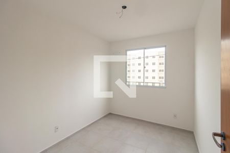 Quarto 1 de apartamento para alugar com 2 quartos, 45m² em Guaratiba, Rio de Janeiro