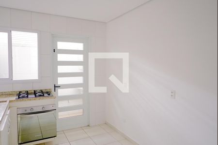 Cozinha de kitnet/studio para alugar com 1 quarto, 30m² em Vila São José, São Paulo