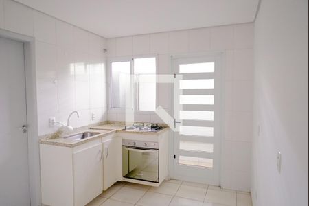 Cozinha de kitnet/studio para alugar com 1 quarto, 30m² em Vila São José, São Paulo