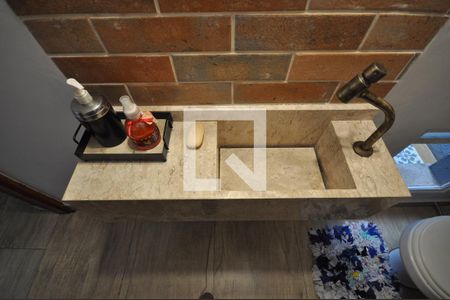 Lavabo de casa à venda com 3 quartos, 130m² em Vila Constança, São Paulo