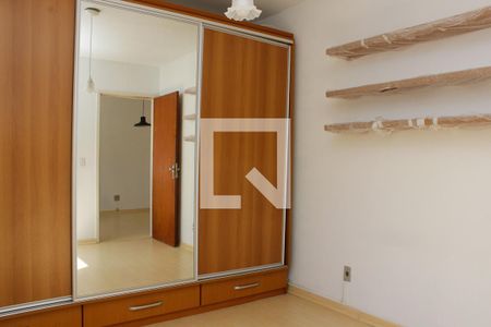 Quarto de apartamento para alugar com 1 quarto, 39m² em Azenha, Porto Alegre