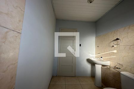 Banheiro de casa à venda com 1 quarto, 70m² em Operário, Novo Hamburgo