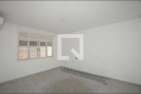 Quarto de apartamento para alugar com 1 quarto, 60m² em Marechal Hermes, Rio de Janeiro