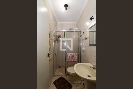 Banheiro de apartamento à venda com 1 quarto, 56m² em Jardim Santa Mena, Guarulhos