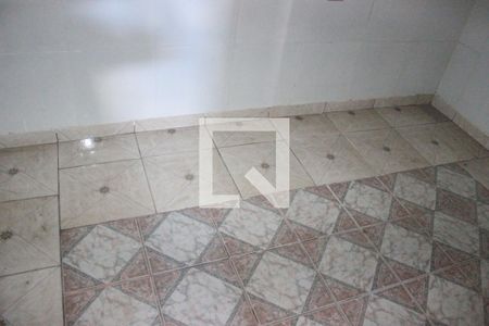 Quarto de casa para alugar com 1 quarto, 50m² em Jardim Presidente Dutra, Guarulhos