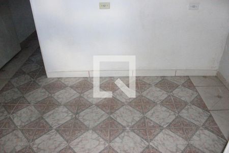 Sala de casa para alugar com 1 quarto, 50m² em Jardim Presidente Dutra, Guarulhos