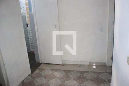 Sala de casa para alugar com 1 quarto, 50m² em Jardim Presidente Dutra, Guarulhos