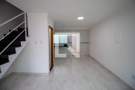 Sala de apartamento para alugar com 2 quartos, 65m² em Itaquera, São Paulo