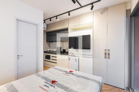 Quarto de kitnet/studio para alugar com 1 quarto, 24m² em Pinheiros, São Paulo