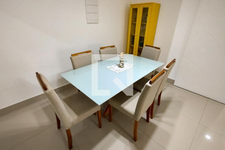 Sala de apartamento para alugar com 3 quartos, 129m² em Canto do Forte, Praia Grande