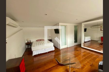 Casa à venda com 4 quartos, 180m² em Jardim das Bandeiras, São Paulo