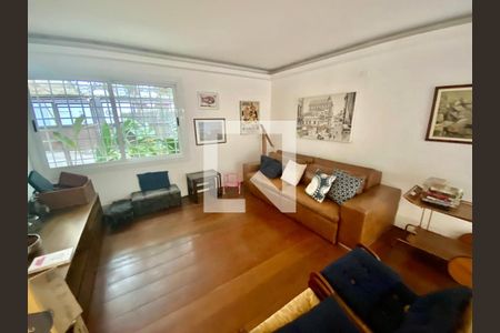 Casa à venda com 4 quartos, 180m² em Jardim das Bandeiras, São Paulo