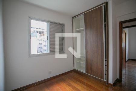 Quarto 2 de apartamento para alugar com 3 quartos, 193m² em Buritis, Belo Horizonte