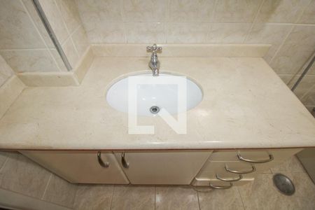 Apartamento à venda com 97m², 3 quartos e 1 vaga Apartamento à venda com 97m², 3 quartos e 1 vagaBanheiro 2