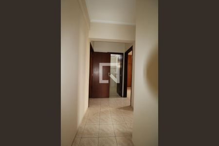 Corredor de apartamento para alugar com 3 quartos, 97m² em Bosque, Campinas