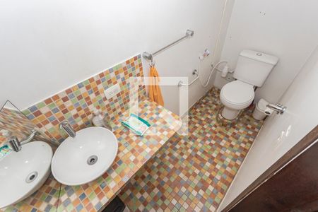 Lavabo de casa à venda com 4 quartos, 160m² em Cambuci, São Paulo