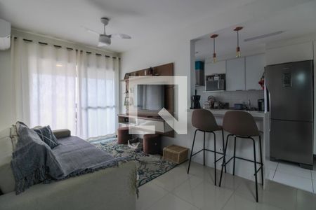 Sala de apartamento para alugar com 2 quartos, 82m² em Recreio dos Bandeirantes, Rio de Janeiro