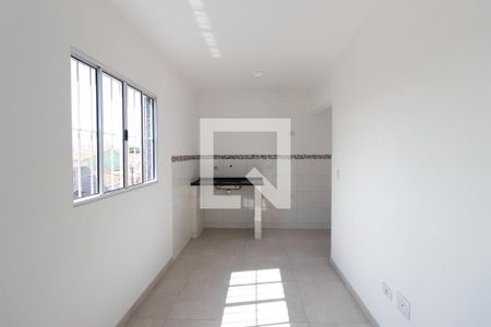 Sala/Cozinha de kitnet/studio para alugar com 2 quartos, 48m² em Jardim Modelo, São Paulo