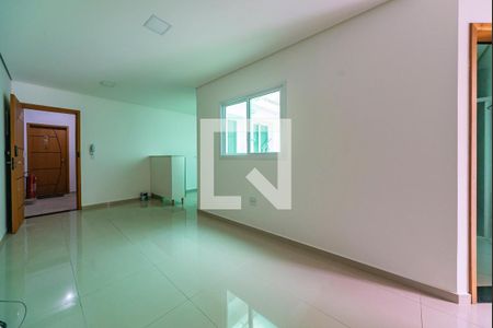 Sala de apartamento para alugar com 2 quartos, 47m² em Jardim Las Vegas, Santo André