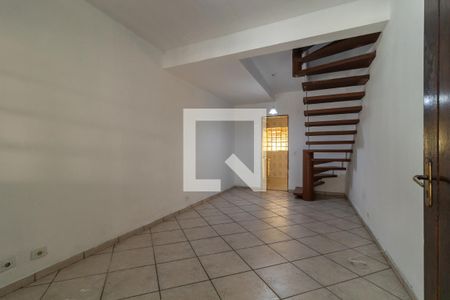 Casa de condomínio à venda com 67m², 2 quartos e 1 vagaSala