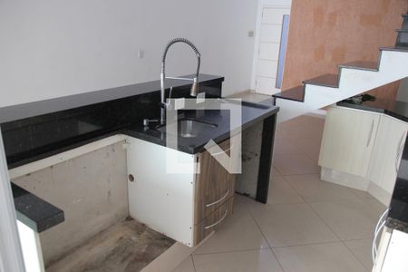 Sala/Cozinha de casa à venda com 3 quartos, 135m² em Quitaúna, Osasco