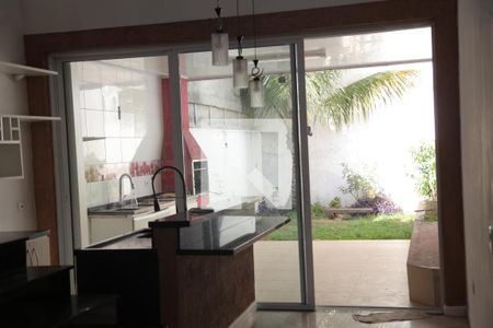 Sala/Cozinha de casa à venda com 3 quartos, 135m² em Quitaúna, Osasco