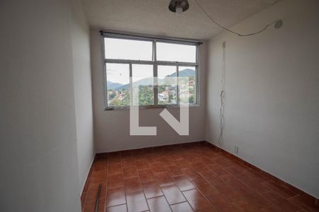 Quarto 1 de apartamento para alugar com 1 quarto, 31m² em Taquara, Rio de Janeiro