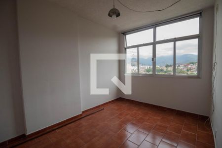 Quarto 1 de apartamento para alugar com 1 quarto, 31m² em Taquara, Rio de Janeiro