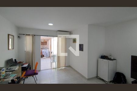 sala de tv /quarto de casa à venda com 5 quartos, 240m² em Pechincha, Rio de Janeiro