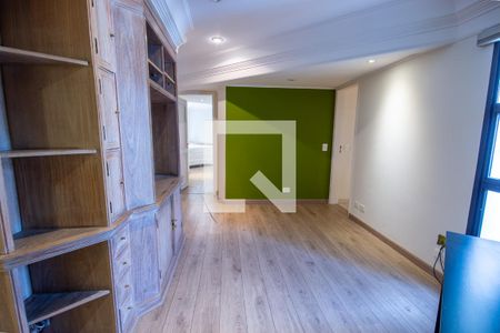 Sala de TV de apartamento à venda com 4 quartos, 246m² em Indianópolis, São Paulo