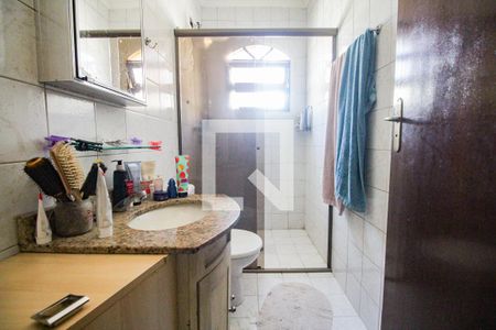 Banheiro de casa à venda com 3 quartos, 116m² em Jardim Guapira, São Paulo