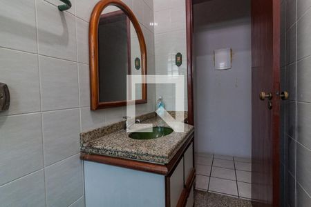 Casa para alugar com 130m², 3 quartos e 3 vagas Casa para alugar com 130m², 3 quartos e 3 vagasBanheiro 1